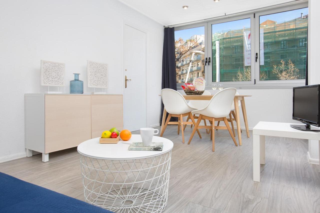 Vass Holidays Apartments Barcellona Esterno foto